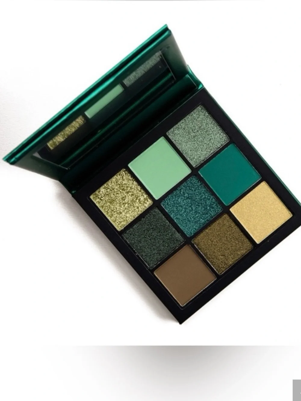 HUDA BEAUTY vibrant teal